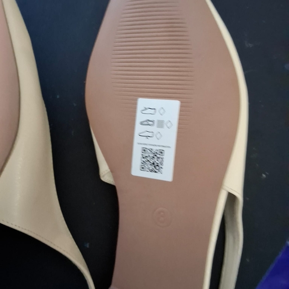ASOS Cream Pointed Slingback Flats - Picture 8 of 8